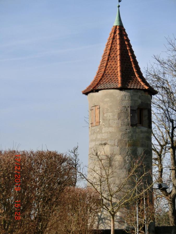 Ferien-Messe-Handwerkerwohnung-Haustiere willkommen Lauf an der Pegnitz Exterior foto